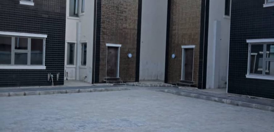 Terrace / 2nos 4 & 5 Bed Room Duplex Lekki (Oniru)